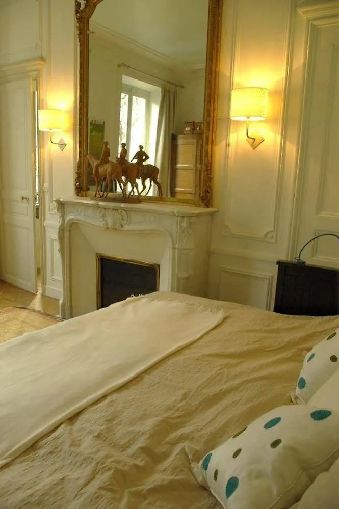 Apartment Designer - Eiffel Tower