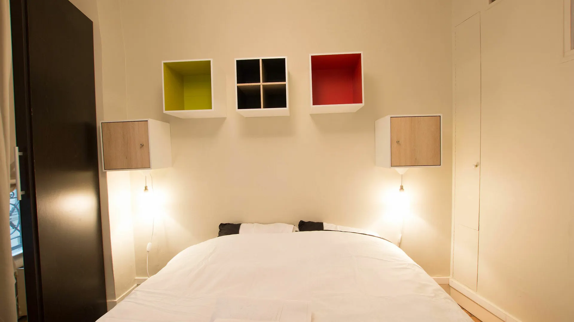 Designer - Eiffel Tower Apartment Paris