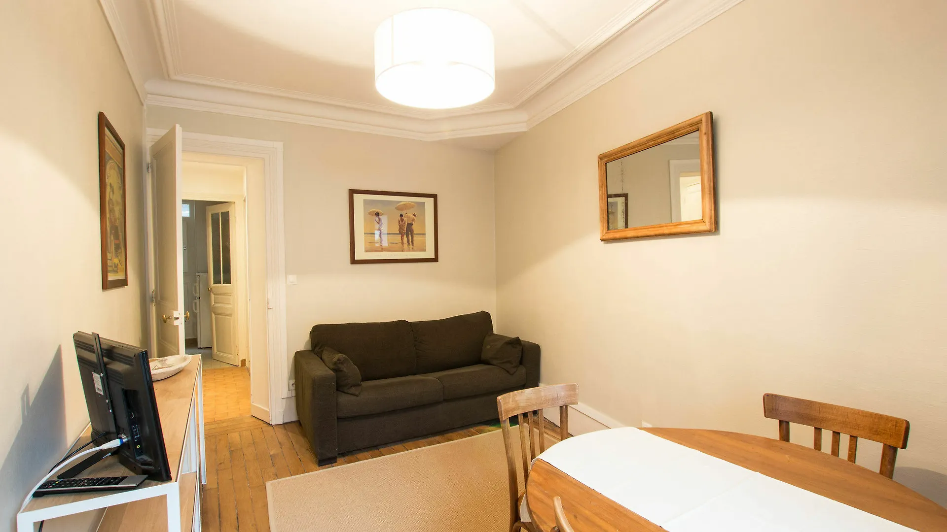 Designer - Eiffel Tower Apartment Paris