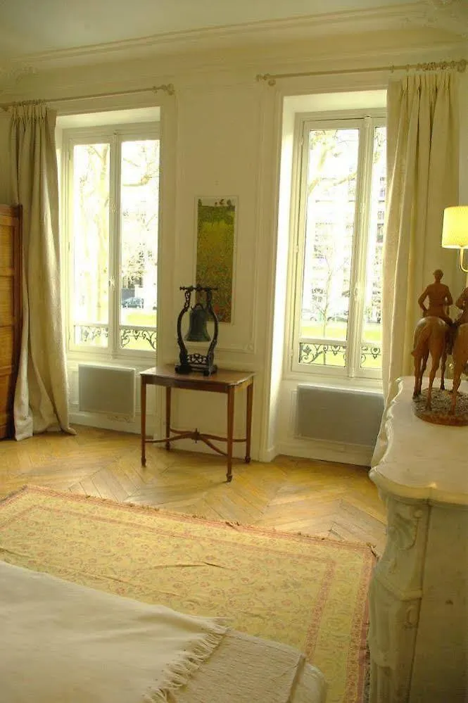 Designer - Eiffel Tower Appartement *